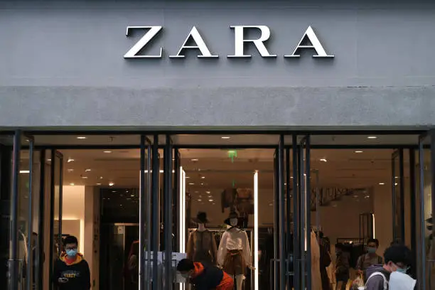 Zara Holiday Hours